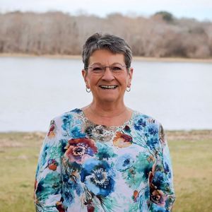 Meet your Posher, Georgene